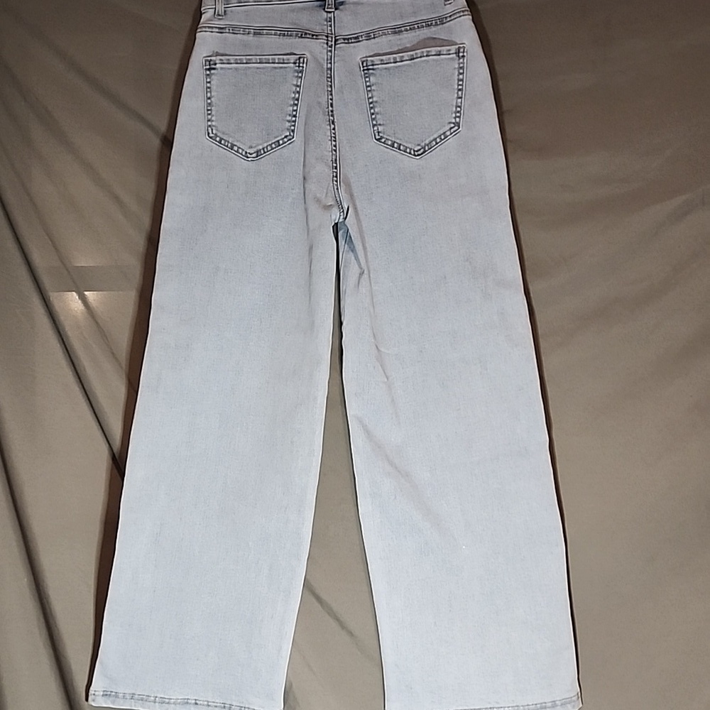 Anna & Ava NWT Light Blue WIDE Leg Jeans with Sparkle Detail - Picture 5 of 9